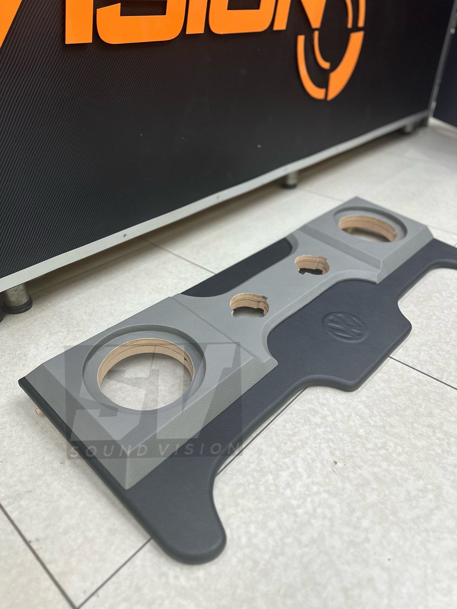 Vw Polo 6 Custom backboard black/Grey – Sound Vision